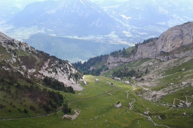 Pilatus Panorama: Exclusive Private Golden Round Trip From Zürich - Tour Overview and Features