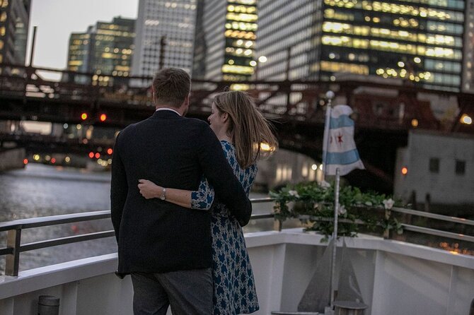 Premier Chicago River Dinner Cruise - Memorable Celebrations
