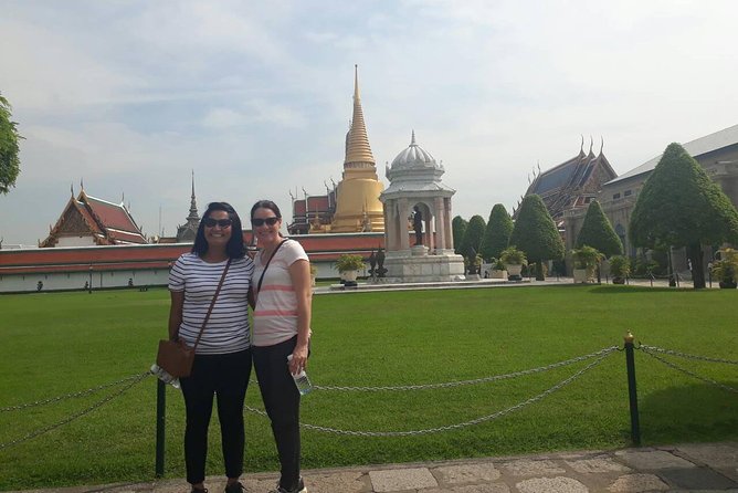 Private 1 Day Highlights Bangkok City Tour With the Grand Palace - Tips for Travelers