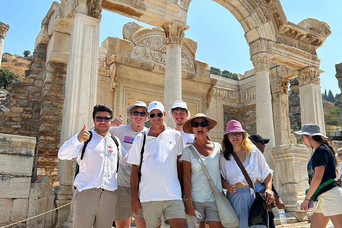 Private Ephesus Tour From İZmir ÇeşMe Port/Hotels - Knowledgeable and Tailored Experience