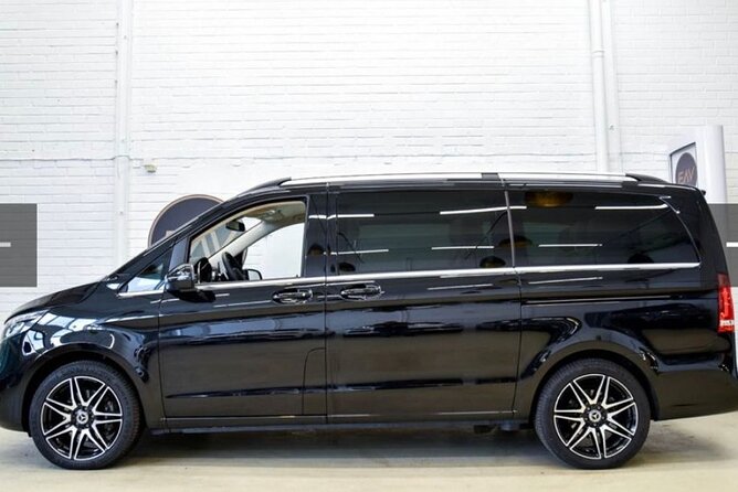 PRIVATE Helsinki VIP Transfer - Ask Away
