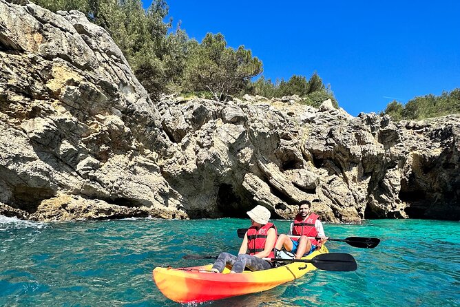 Small Group Kayak Tour Along Sesimbra - Arrábida Natural Park - Tour Highlights
