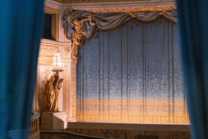 Versailles Marie Antoinette Afternoon Guided Tour With Petit Trianon & Hamlet - Discovering the Queens Hamlet