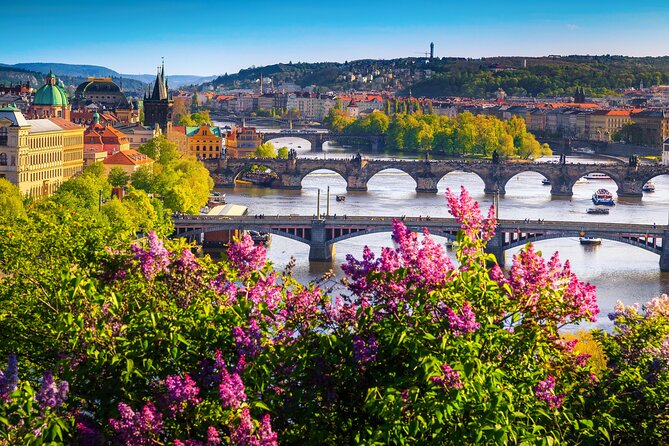 Vltava River Cruise and Private Tour of Prague Old Town - Why Choose This Tour