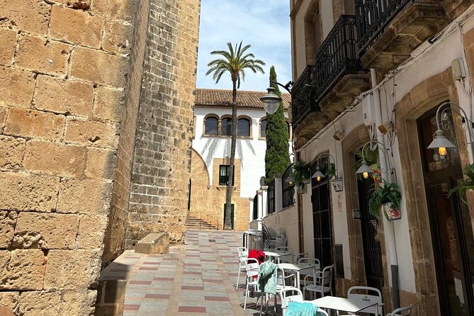 Wine Tasting and Tapas in Bars in Javea Old Town With Lunch - Sum Up