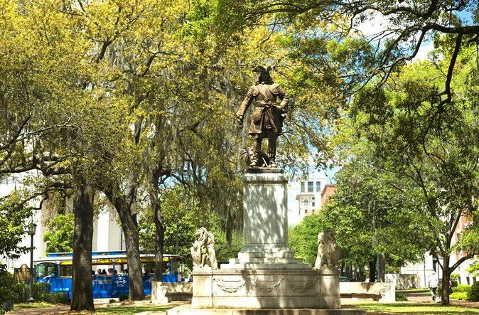 90 Minute Historic Savannah Walking Haunted Bar Pub Crawl - Good To Know
