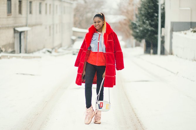 A Yuletide Adventure Through Wroclaw Streets - Key Points