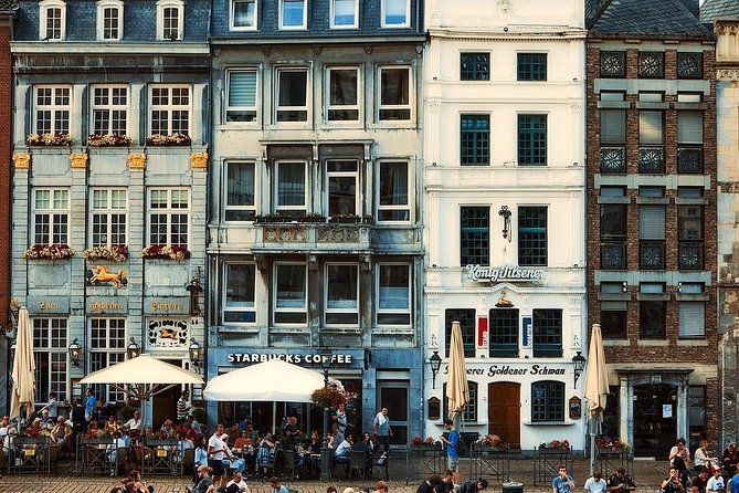 Aachen Private Walking Tour With A Professional Guide - Good To Know