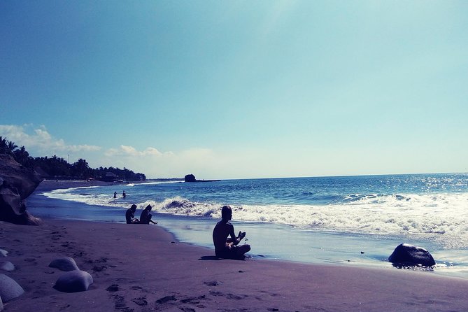 Airport Layover Tour: El Salvador Fish Market + El Tunco Beach + Local Beach - About Your Stay