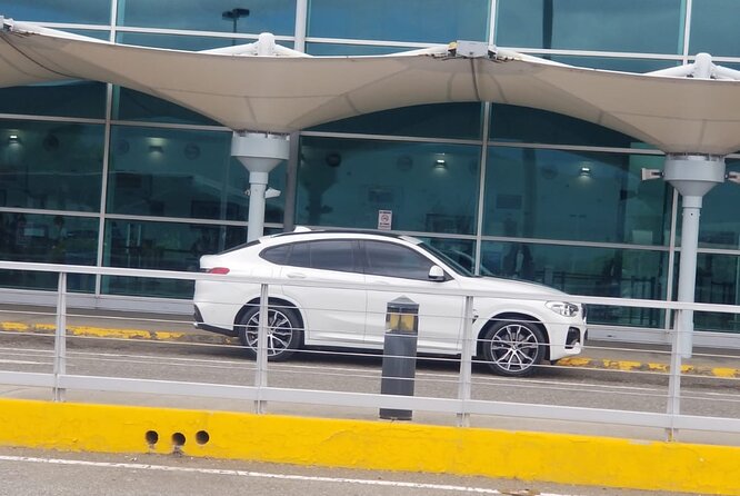 Airport Transfer From Kingston Airport to Ocho Rios Hotels - Service Overview