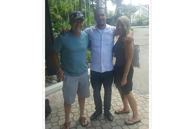 Airport Transfer To Hotels In Montego Bay (Round-trip) - Service Overview
