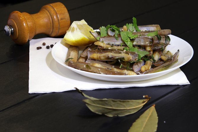 Algarve Food Tour in Portimão