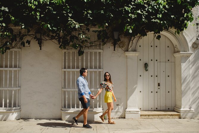 ANGLE – Experience Cartagena With a Local Photographer