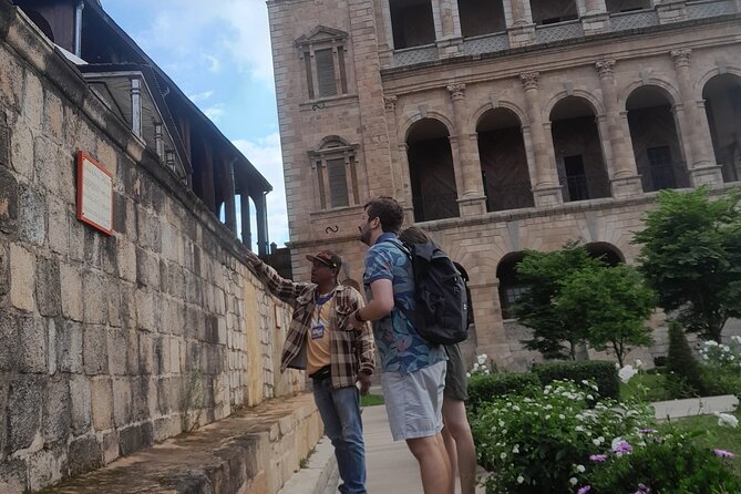 Antananarivo: Lemurs Park & City Tour - Key Points