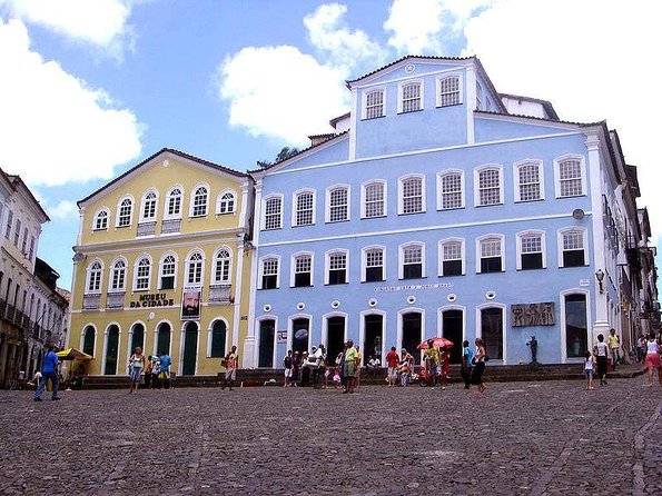 Bahia by Night: Dinner and Folkloric Show - About Your Stay