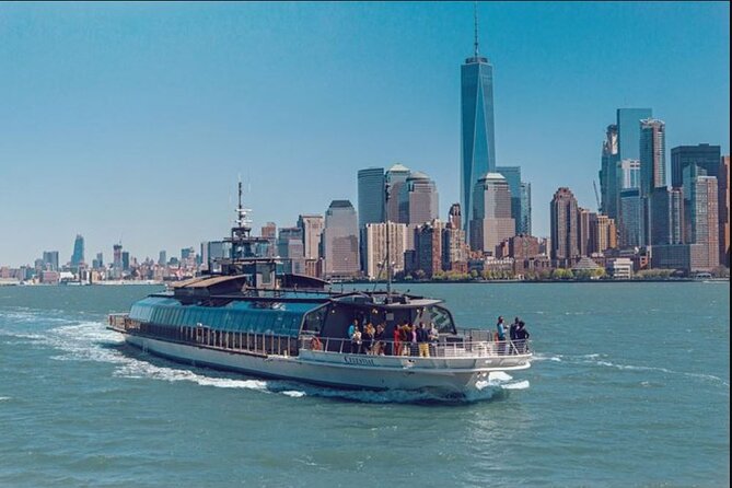 Bateaux New York Christmas Day Plated Brunch Cruise - About Your Stay