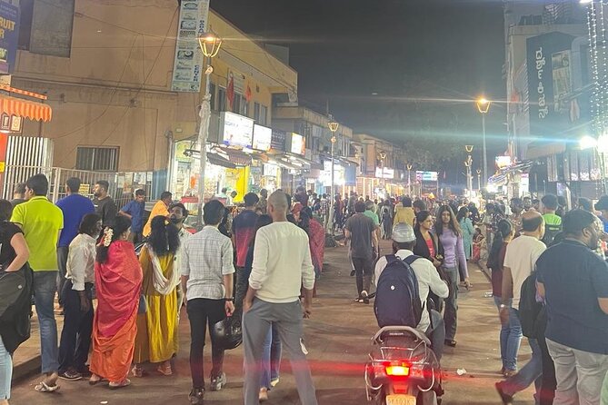 Bengaluru Food Tasting in VV Puram Chat Street. - Good To Know