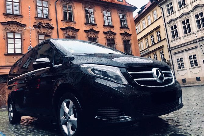 Book Here Your Private Transfer From Prague to Regensburg for 2- 8 People - Key Points
