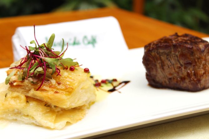Brazilian Diner, Live Music and One Caipirinha by PARATY TOURS - About Your Stay