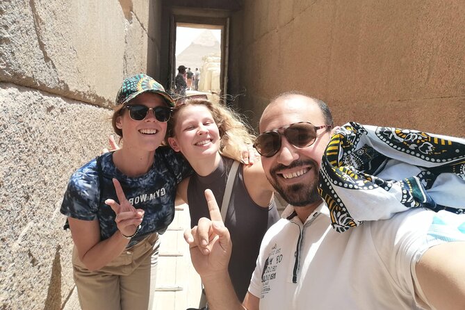 Cairo Private Day Tour (The Pyramids , National Museum, Khan)