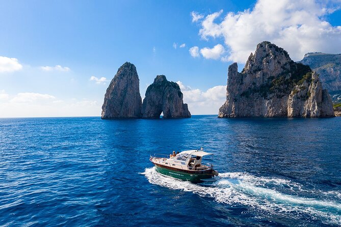 Capri Island & Blue Grotto Small Group Boat Tour From Positano - Good To Know