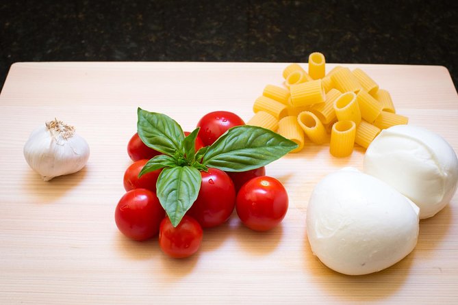 Cesarine: Market Tour & Cooking Class at Locals Home in Lucca - Good To Know