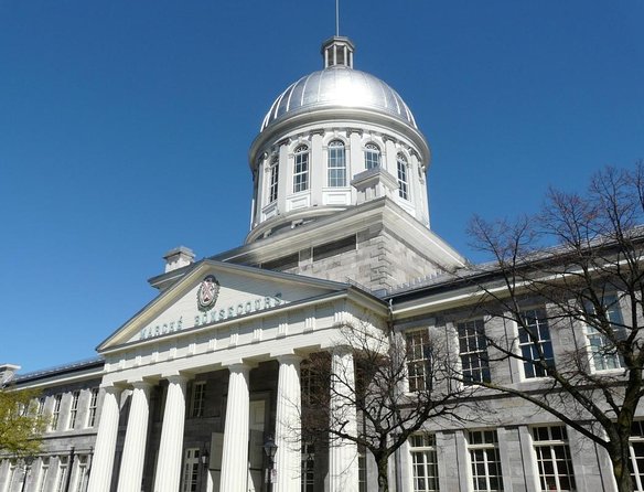 Christmas Walking Tour in Old Montreal - Good To Know