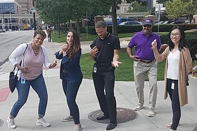 Dallas Scavenger Hunt by Wacky Walks - Good To Know