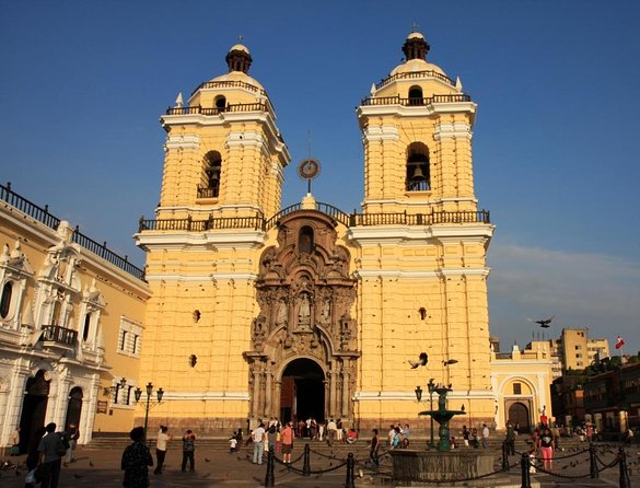 Day Tour of Lima on a Panoramic Bus + Catacombs of San Francisco - Good To Know