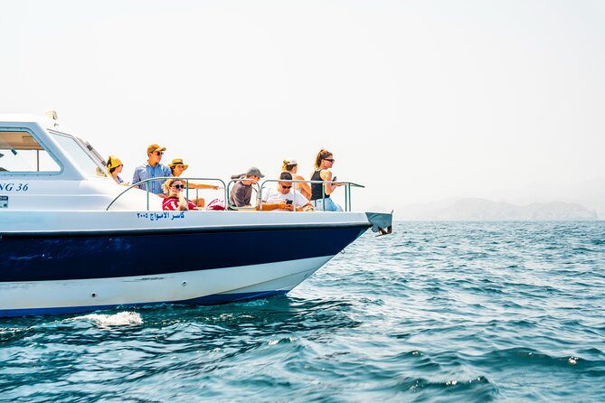 Dolphin Watching in Muscat - Good To Know