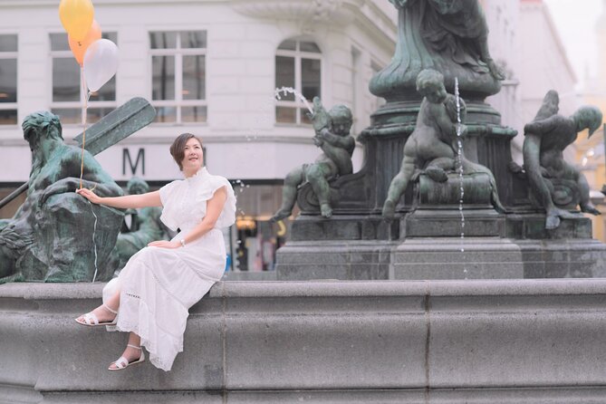 Family Sightseeing Photoshooting Vienna - Exploring Viennas Iconic Landmarks