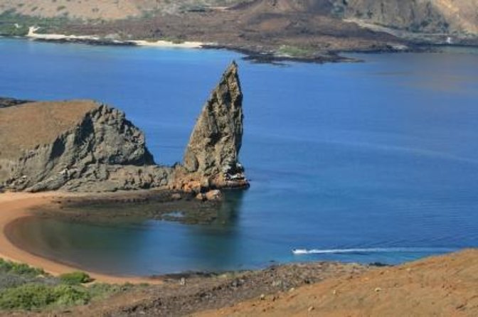 Full Day Bartolome Island & Sullivan Bay - Good To Know