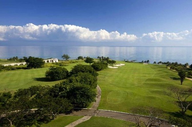 Golfing at Cinnamon Hill - Key Points