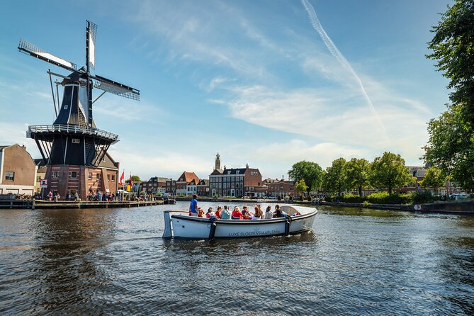 Haarlem Open Canal Tour With a Real Live Guide - Good To Know