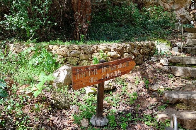 Half-Day Private Walking Tour Along the Orthodox Gorge - Good To Know