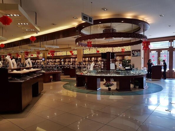 Half Day Tour:Market Shopping Acrobatic Show & Peking Duck Dinner - Good To Know