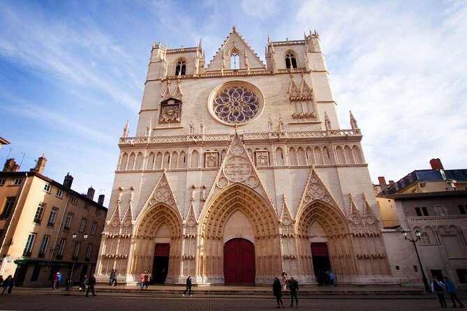Historic Lyon Private Tour Review - Key Points