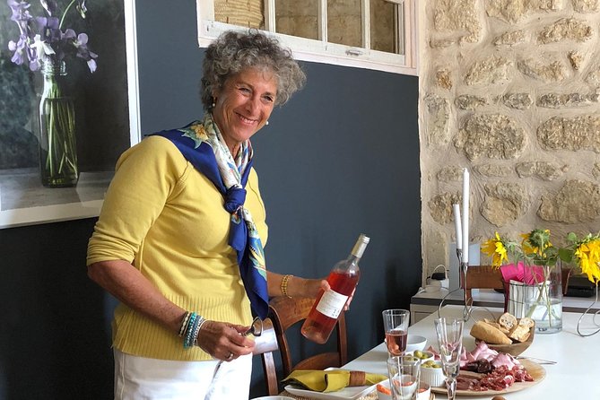 It's Apéro Time at Kim's - Key Points