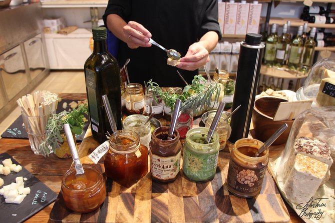 Jaffa Flea Market Tasting Tour