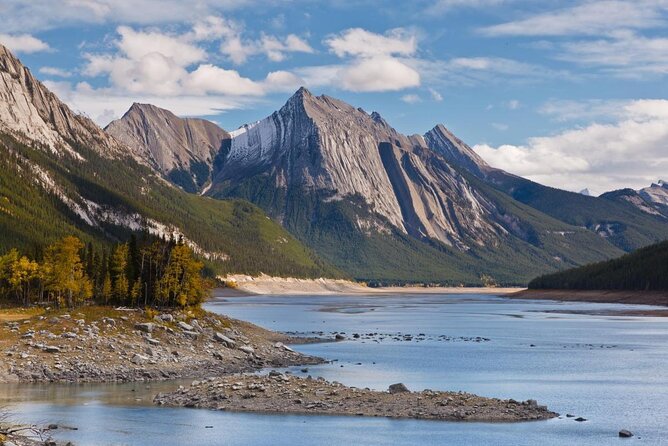 Jasper National Park Tour: Maligne Valley, Medicine Lake and Spirit Island - Good To Know