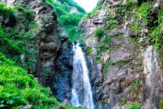 Kakheti: Signagi + Bodbe Monastery + Gurgeniani Waterfall - Good To Know