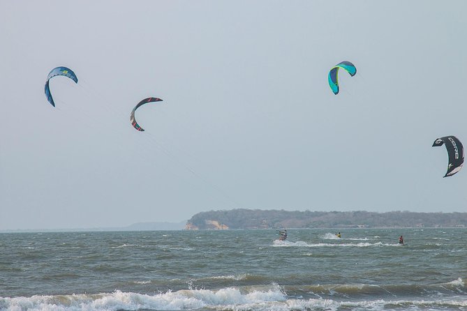 Kiteboarding School in Blue Beach, Cartagena - Good To Know