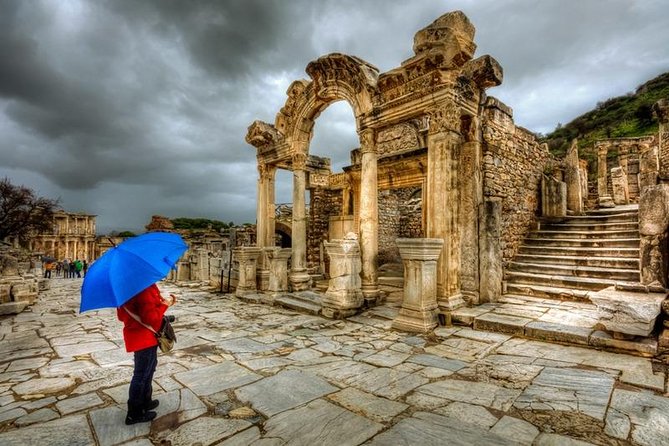 Kusadasi Port to Ephesus, Terrace Houses, Selcuk Museum, Temple of Artemis - Key Points