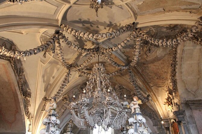 Kutna Hora Half-Day Tour From Prague, Including the Bone Church Kostnice - Good To Know