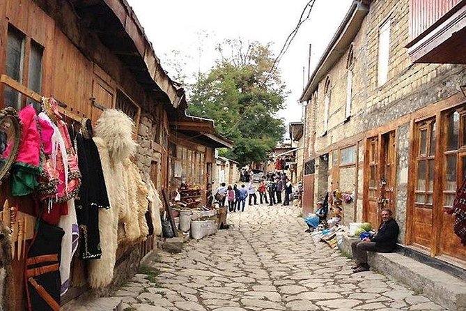 Lahij Tour (Tickets, Food Included) - Good To Know