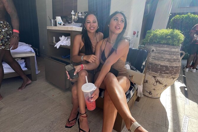 Las Vegas EDM Pool Crawl BYOB Party Bus Review - Overview of the Event