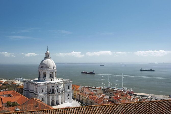 Lisbon Private Sailing Cruise With Locals - Good To Know