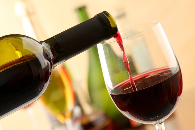 Luxury Private Arrábida Tour and Bacalhoa Palace With Exclusive Wine Taste - Tour Overview