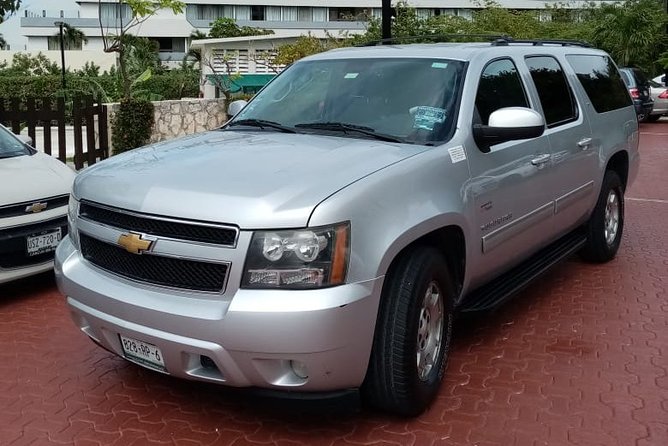 Luxury SUV Private Transfer R/T-Airport-Hotel-Airport-Hotels Akumal - Key Points