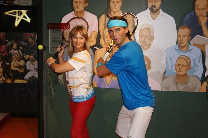 Madame Tussauds Amsterdam & 1-Hour Canal Cruise - Good To Know